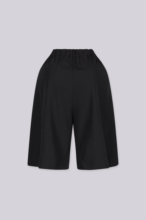 Copenhagen Pleated Bermuda Shorts