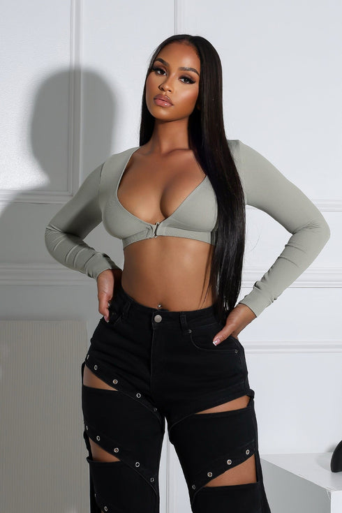 Clean V Neck Long Sleeve Top