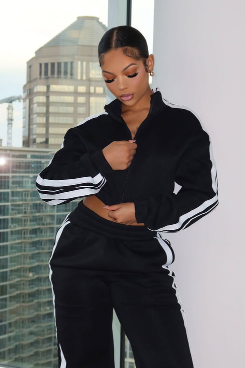 Chill Motion Striped Jacket & Pants SET