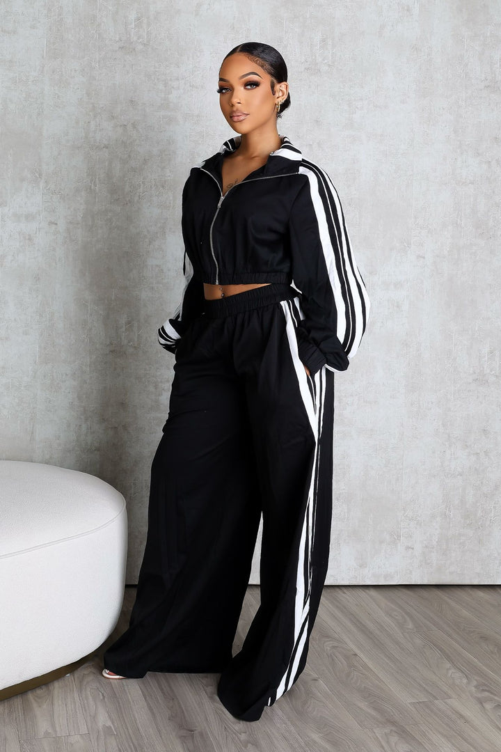 Side Motion Striped Jacket &amp; Pants SET