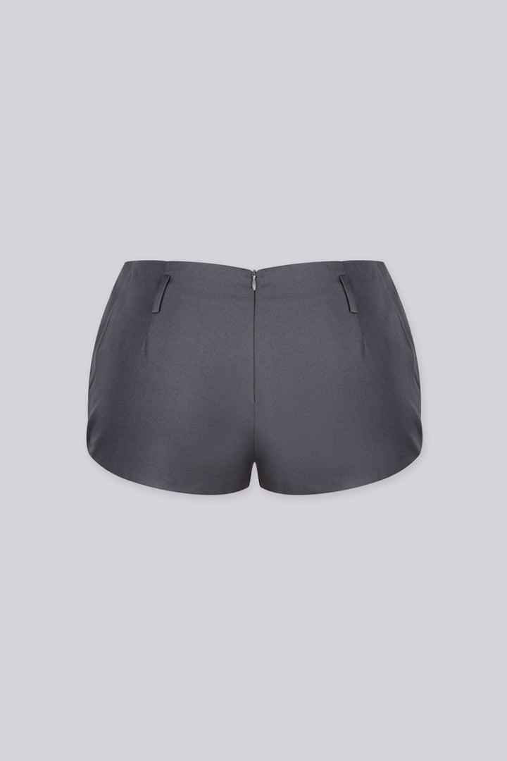 EDGEBYKS - Fitted low rise mini shorts,
Clean seaming along the hip for a sculpted look, back view