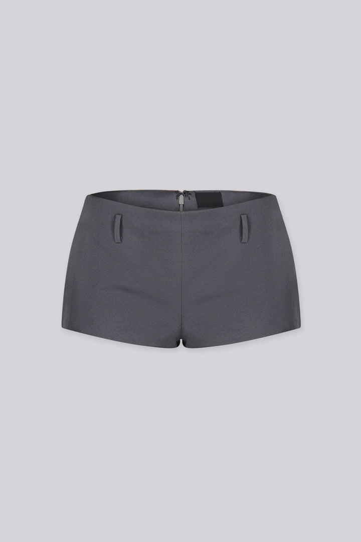 EDGEBYKS - Fitted low rise mini shorts,
Clean seaming along the hip for a sculpted look, front view