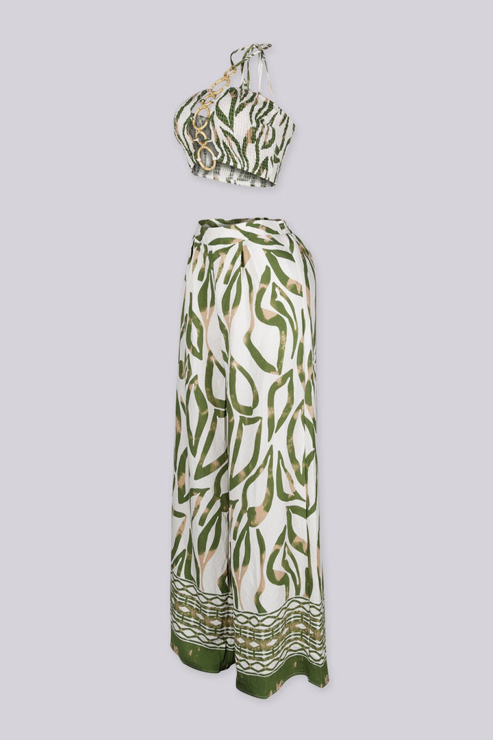 crop bandeau top with halter neckline featuring vertical cutout joined by linked O-ring detailing
Matching high waisted wide leg palazzo pants with wide waistband