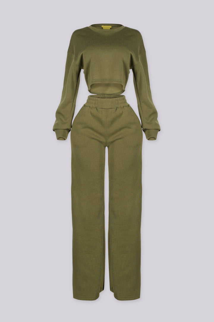 Relaxed fit fleece crop sweatshirt with a ribbed crew neckline and long sleeves