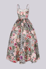 Organza corset top maxi dress with leopard floral golden print
Voluminous skirt with built in tulle mesh