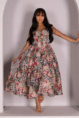 Organza corset top maxi dress with leopard floral golden print
Voluminous skirt with built in tulle mesh