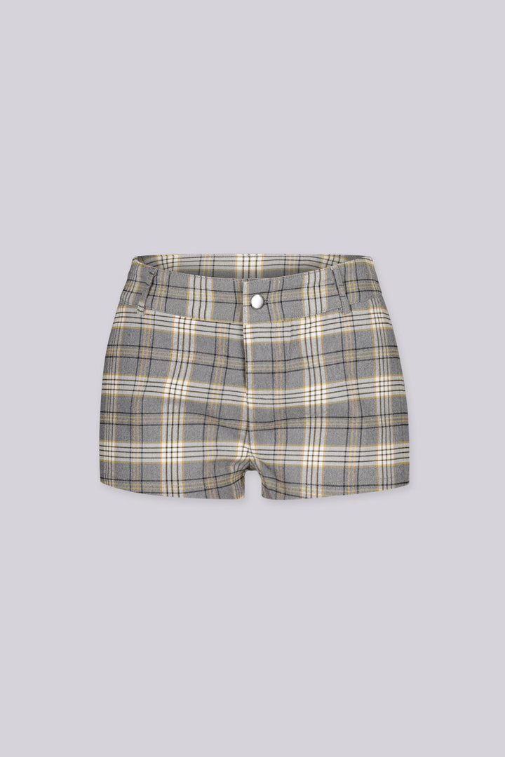 High waisted shorts fitted through the hip and thigh with a structured woven feel throughout