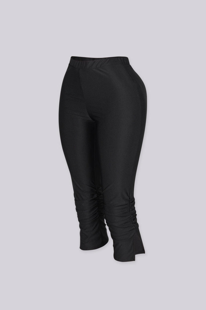 High waist capri pants with side ruched detail and side slit, Nylon elastic material, Slip on closure
