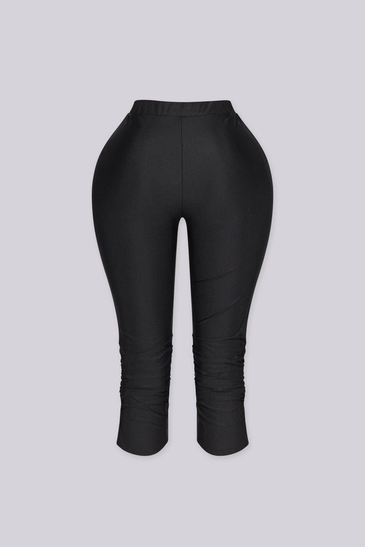 High waist capri pants with side ruched detail and side slit, Nylon elastic material, Slip on closure