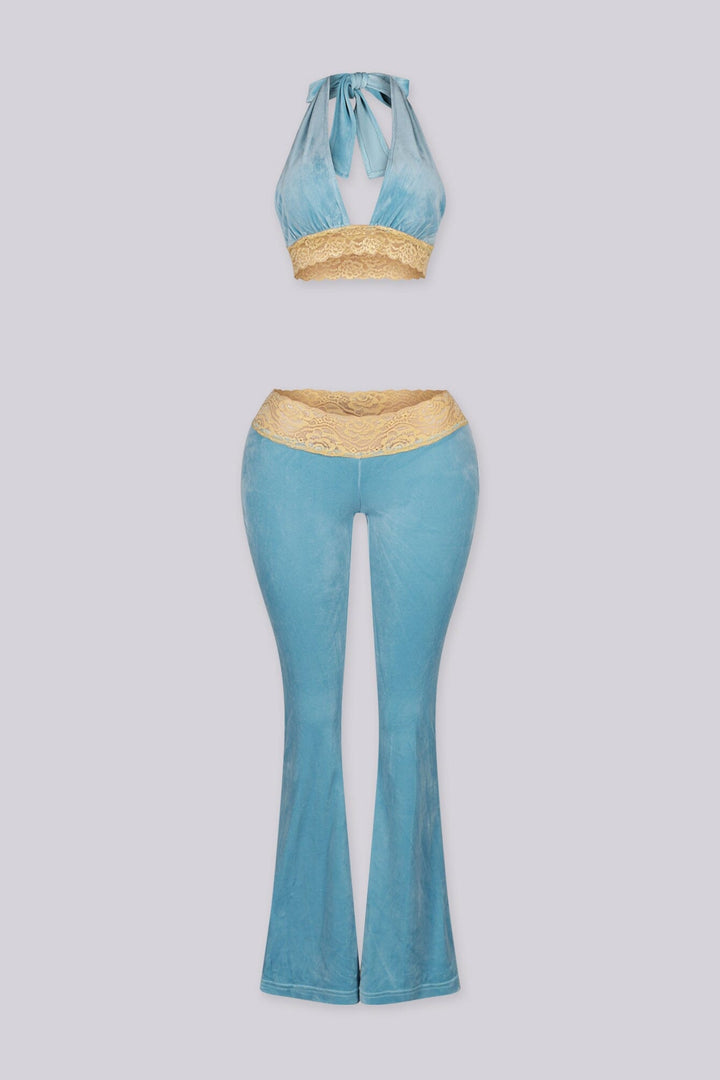 Halter top with lace neckline and slip on closure
Flare pants with lace waistband