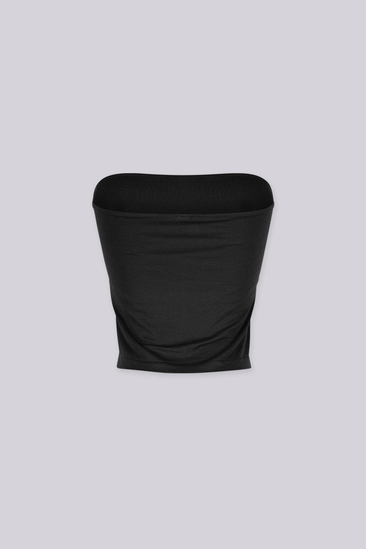 Smooth strapless straight neckline tube top, Slip on closure