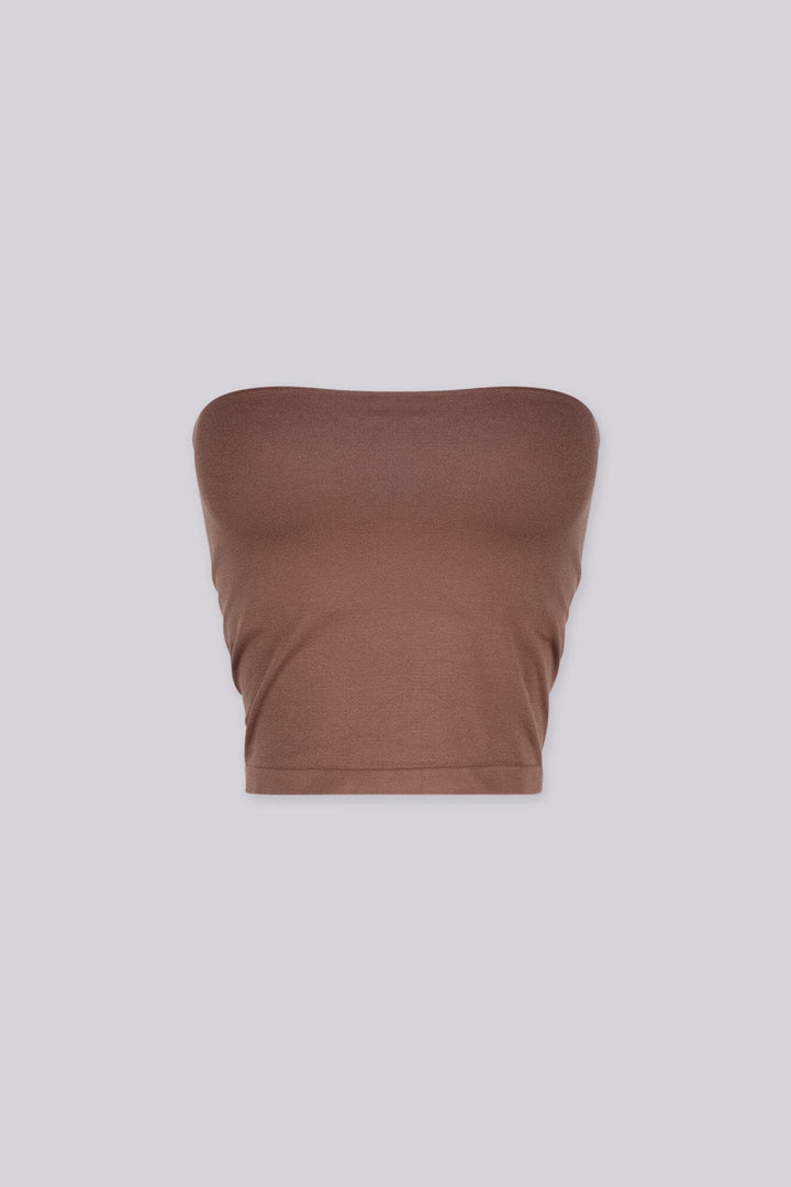 Smooth strapless straight neckline tube top, Slip on closure