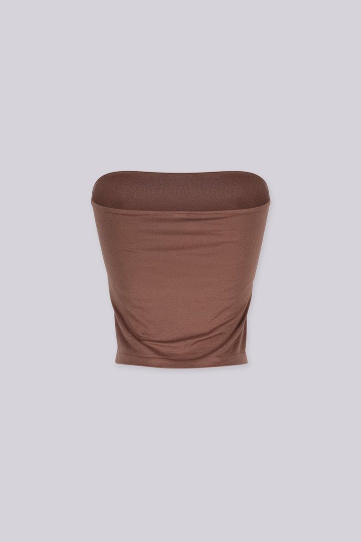 Smooth strapless straight neckline tube top, Slip on closure